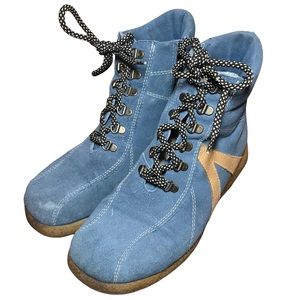 Vintage Saute Mouton blue suede boots